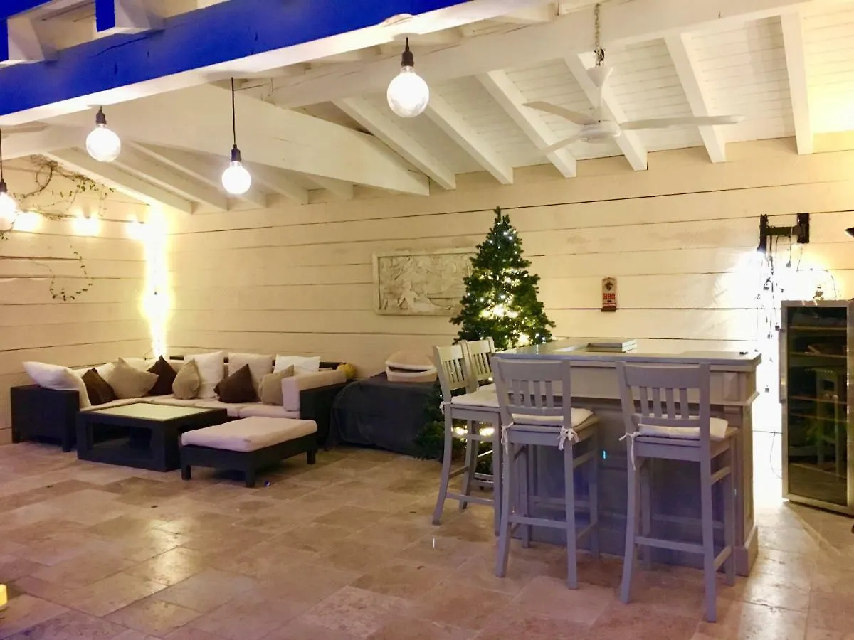 Villa Luberon Saint-Saturnin-les-Apt Guest house